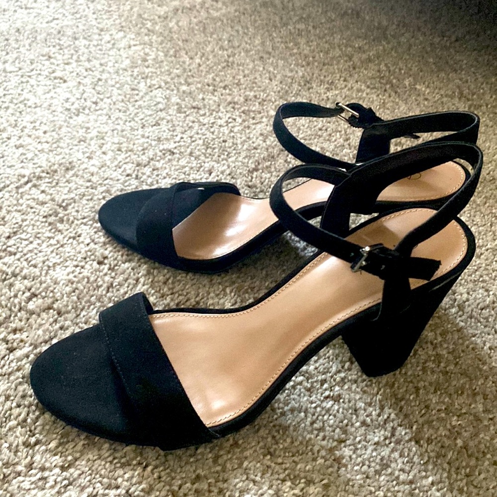 Faux suede block heel sandal. 3 1/2 inch heel.